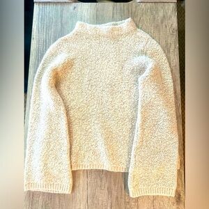 NWOT Ann Taylor Flare Sleeve Sweater Size XS